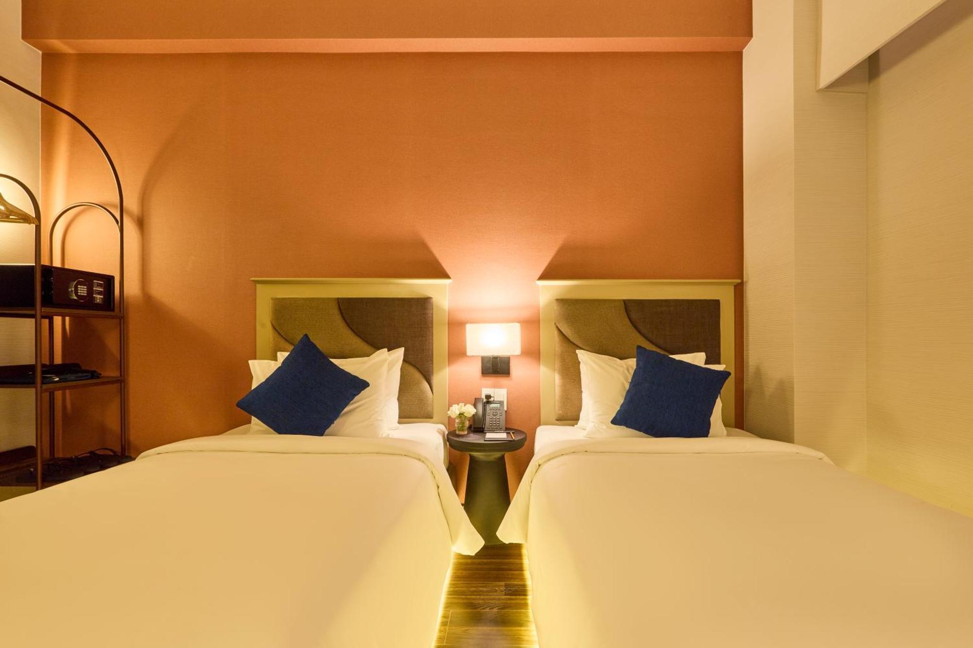Kin Ly Tu Trong Hotel
