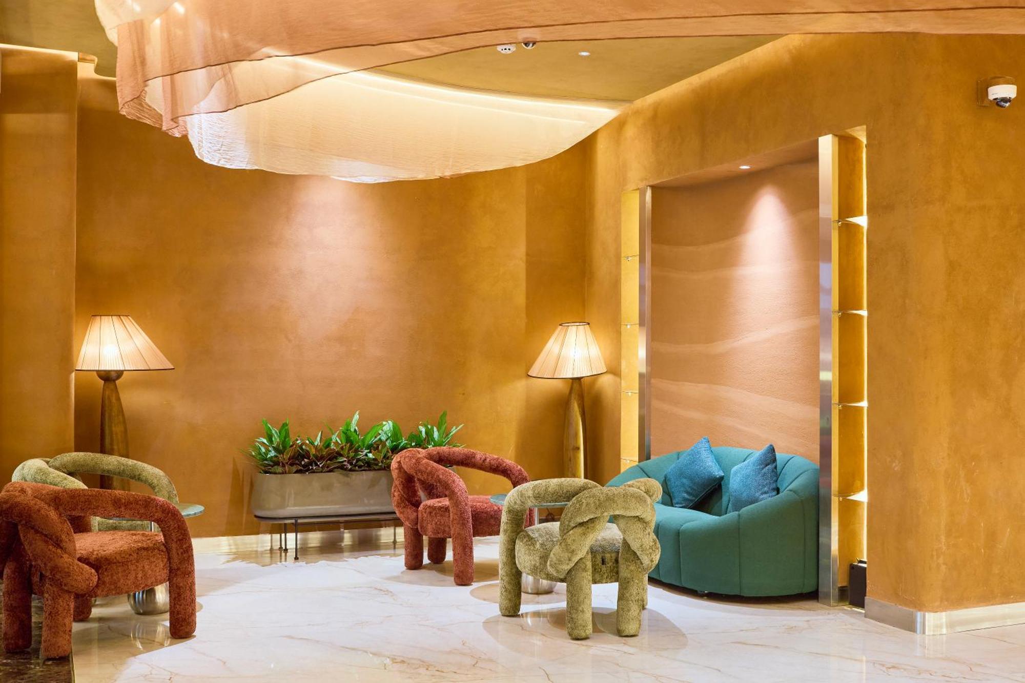 Hotel Kin Ly Tu Trong
